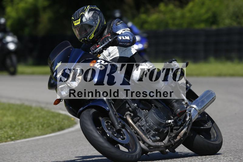 /Archiv-2024/29 12.06.2024 MOTO.CH Track Day ADR/Gruppe blau/52